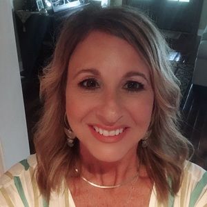 Meet your Posher, Anne